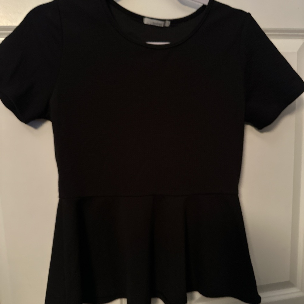 BLACK BLOUSE